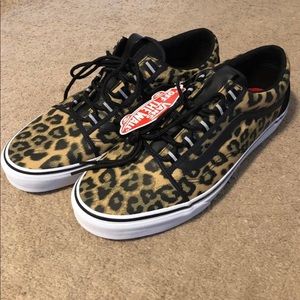 NEW Men’s Nylon Leopard Print Vans size 12